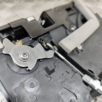 фото thumb №8, Audi e-tron 2023 перед сторона левая вкладка do замка дверь