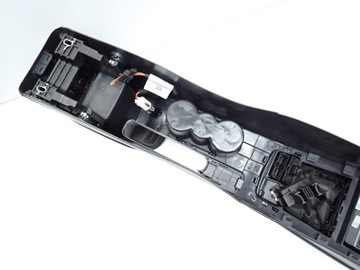 фото thumb №11, Тунель підлокітник панель рамка usb європа оригінал skoda scala 20r