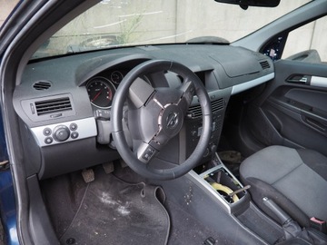 фото thumb №10, Opel astra h iii 3 h/b 5-двері кришка заливання пального колір z21b