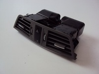 фото thumb №1, Решётка воздуховод mercedes e-klasa w207 2.2