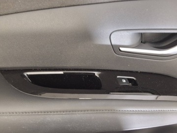 фото thumb №5, Hyundai tucson iv боковина дверь левый зад заглушка панель з кнопка