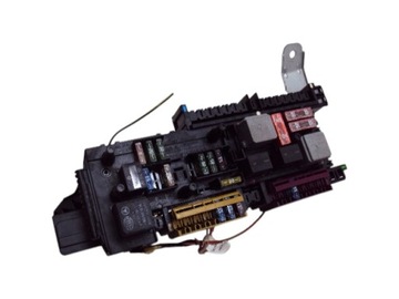 фото thumb №1, Коробка предохранителей mercedes glk x204