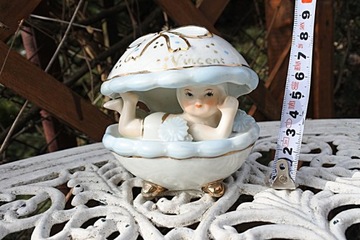 Фигурка - ребенок