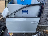 фото thumb №1, Skoda octavia iii lift дверь перед передние левая цвет 5e