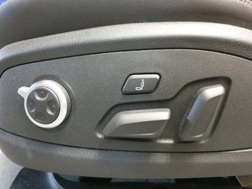 фото thumb №7, Сиденья recaro массаж audi rs4 s4 a4 b9 a5 s5 rs5 a6 s6 rs6 4k s7 rs7 a7 c8