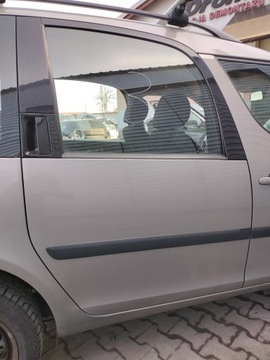 фото thumb №1, Дверь правый зад skoda roomster lf8h