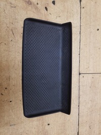 фото thumb №1, Защита резиновый элемент вкладыш бардачка skoda octavia ii