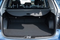 фото thumb №6, Subaru forester iv sj 2012-2018 чёрная ролета багажника ручная крышка