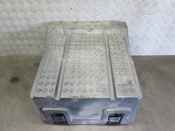 фото thumb №5, Кришка акумуляторів 2428035 2395354 scania r 13-18r.