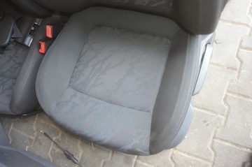 фото thumb №5, Peugeot 3008 комплект сидінь європа