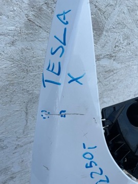 фото thumb №6, Tesla x крило перед правий