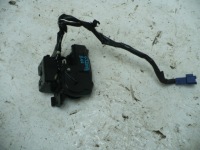 фото thumb №1, Замок багажника задній кришки оригінальний номер lexus ct200h