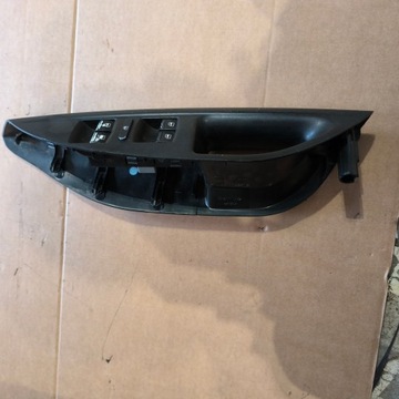 фото thumb №1, Панель переключатель стекло el. lp seat altea 5p1867171a