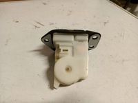 фото thumb №8, Замок крышки задняя багажника nissan note e11