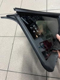 фото thumb №3, Tesla модель y 20- скло кузовна ліва зад задня as3 2023