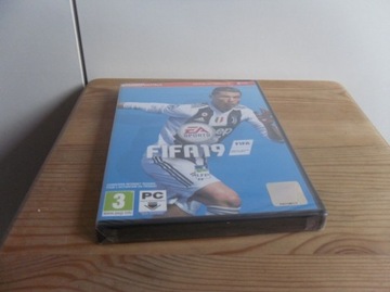 FIFA 19 для ПК НОВИНКА В МАГАЗИНЕ С КОДОМ ЗАГРУЗКИ 2019 ГОДА