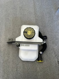 фото thumb №1, Бачок рідина гальмівний ferrari 0204855207....