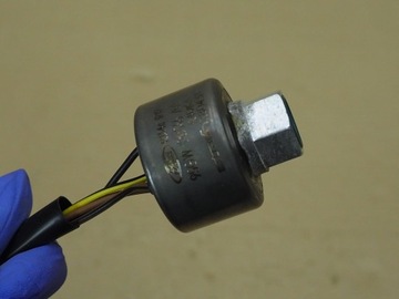 фото thumb №6, Датчик давления кондиционера ford 95gw19d566aa