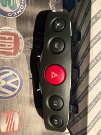 фото thumb №1, Панель переключателей fiat punto 735289415