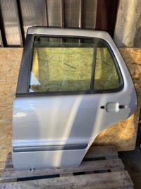 Купить Дверь левое  задняя mercedes ml w163 серебристый, фото thumb