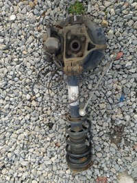 фото thumb №3, Mini r60 2.0d countryman macpherson поворотный кулак левая 9804423