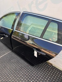 фото thumb №1, Volvo v60 двері ліва задні 717