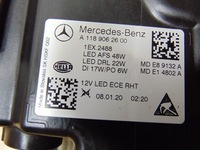 фото thumb №16, Лампа права перед mercedes cla w118 європа