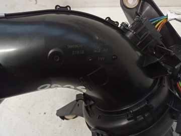 фото thumb №14, Peugeot 5008 повітродувка права 9683444380