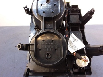 фото thumb №4, Vw passat b8 бардачок туннеля 3g0862531