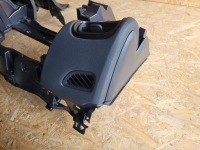 фото thumb №8, Toyota yaris iv 4 приборная панель приборная консоль приборная панель подушка безопасности ремни оригинал fv