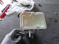 фото thumb №1, Насос abs 7p0614517k