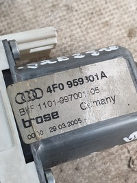 фото thumb №9, Двигатель подъёма стёкла левый зад оригинальный номер 4f0959801a audi a6 c6 sedan 05r.