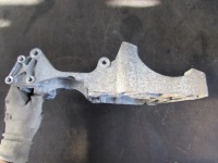 Кронштейн генератора 06f903143f vw golf v 1.6b 03-09 r. Недорого, фото thumb