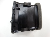 фото thumb №5, Решётка обдув правая центральный. vw golf vii sportsvan