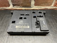 фото thumb №1, Mercedes r230 модуль дверь 2308203526