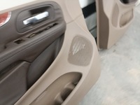фото thumb №13, Chrysler town country обшивка двері правий перед обшивки оббивка