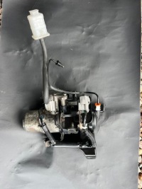 фото thumb №1, Насос компрессор подвеска lexus ls 460 600 iv ls4600 ls600h