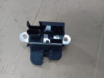 фото thumb №1, Vw golf v plus замок крышки зад багажника