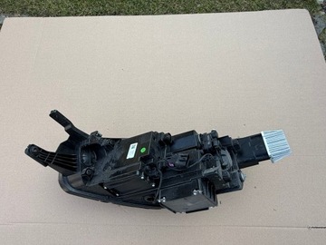 фото thumb №7, Лампа правая eu mg zs рестайлинг полный led saic light технология 2019 - 2024 .