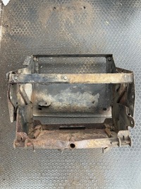 фото thumb №1, Основание корпус коробка аккумулятор renault mascott 3.0