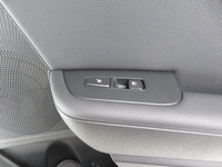 фото thumb №5, Обшивка правый задний kia ceed iii hb m0240j7700