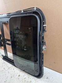 фото thumb №8, 2015 bentley flying spur люк комплектный 4w0877041