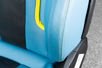 фото thumb №12, Bmw m4 g83 сиденья салон диван средство yas-marina m-power sport