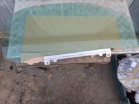 фото thumb №1, Стекло дверь перед правая mercedes slk r170