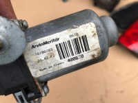 фото thumb №2, Подъемник электрический стекло задняя правый renault laguna ii