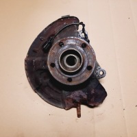 фото thumb №1, Volvo v70 i ступица поворотный кулак передняя перед правая 9461944