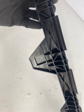 фото thumb №9, Ковзун бампера лівий зад універсал toyota avensis t25 ii eu