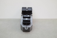 фото thumb №7, Кнопка керування вікон лівих передніх двері toyota