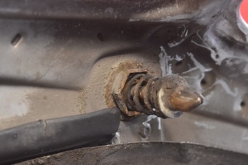 фото thumb №16, Капот крышка двигателя серебряная audi a8 d2 94-99