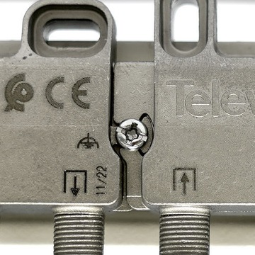 Odgałęźnik Końcowy F Splitter DVB-T2 1/ 8 TV Televes 519481 Rozgałęźnik 1x8